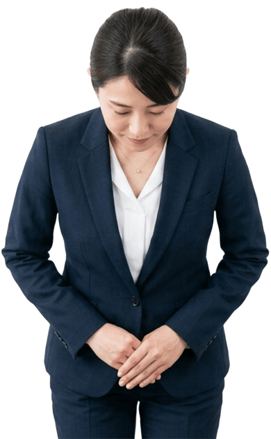 スーツ姿の女性
